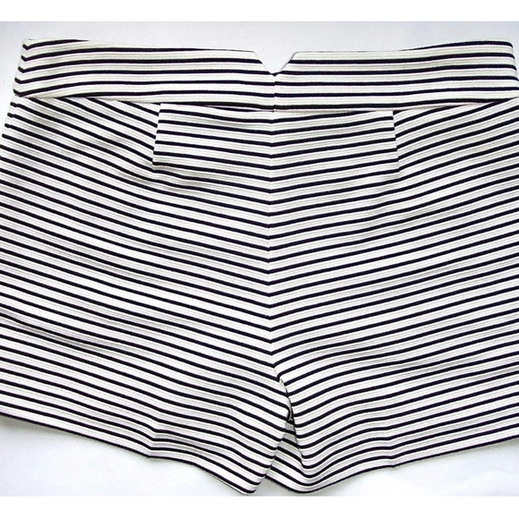 NWT BCBG Max Azria Womens White/Black Striped Low Rise Shorts - Picture 5 of 5